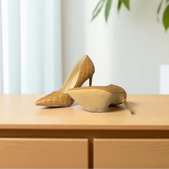 Cognac tan beige light brown quilted classic pointy toe stiletto pump heels - Picture 3 of 5